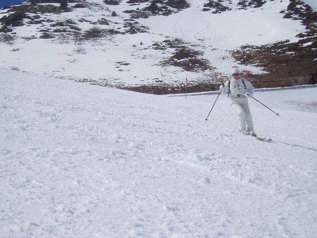 Ledy in white №2