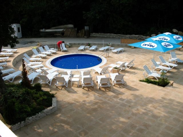 Детский бассейн