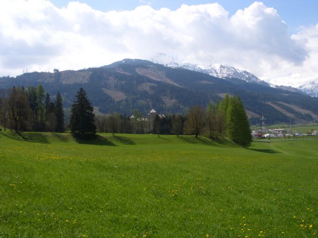 ST831126.JPG