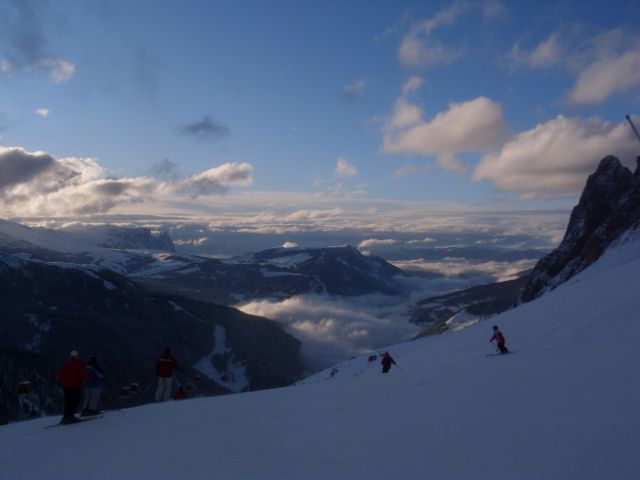 ST830414.JPG