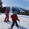 Вид на SkiWay у подножья горы, "Рыжая" гондольная 