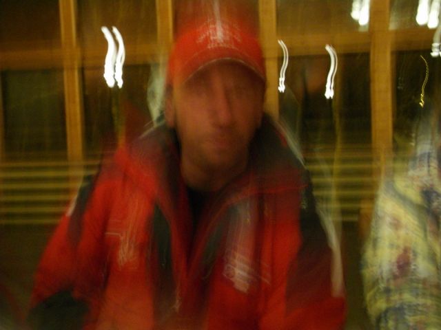 фотогаф пьян как видел так и заснял