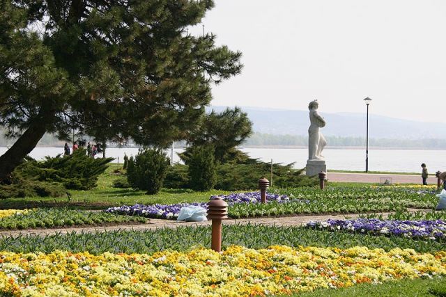 Kezthely_Balaton_2.jpg