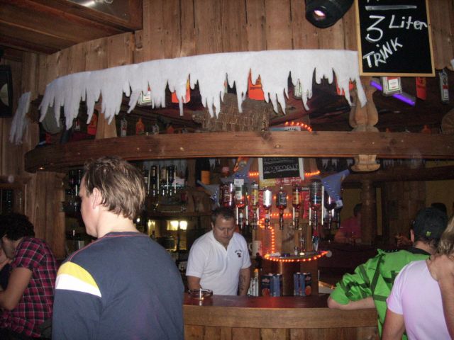 031 Майрхофен - IceBar внутри 1.JPG