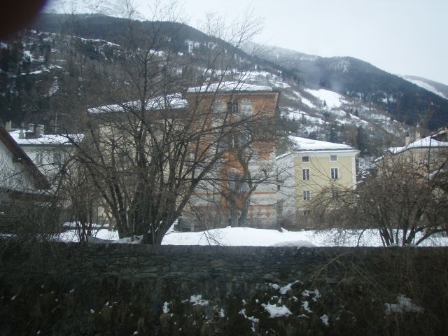 P2110354