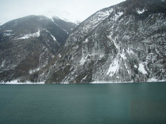 P2110351