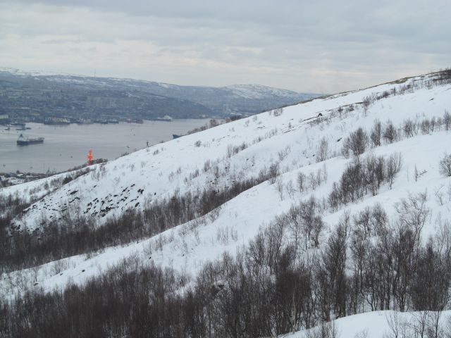 Мишуково.Мурманск через залив.