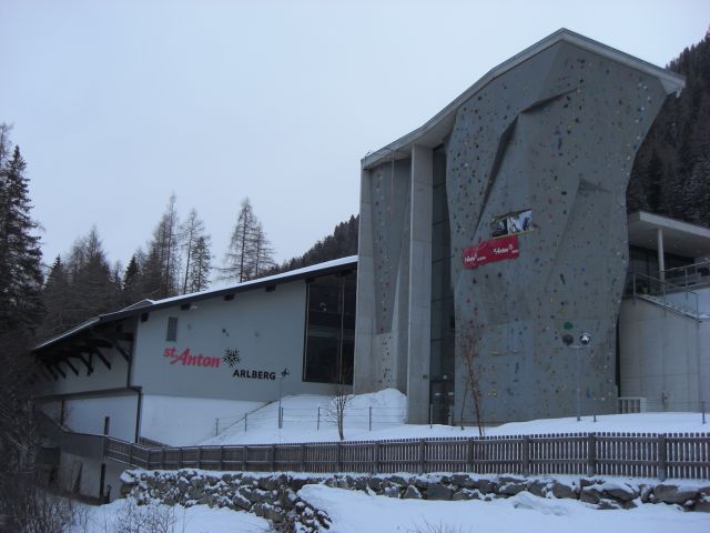 поезд из с-антона