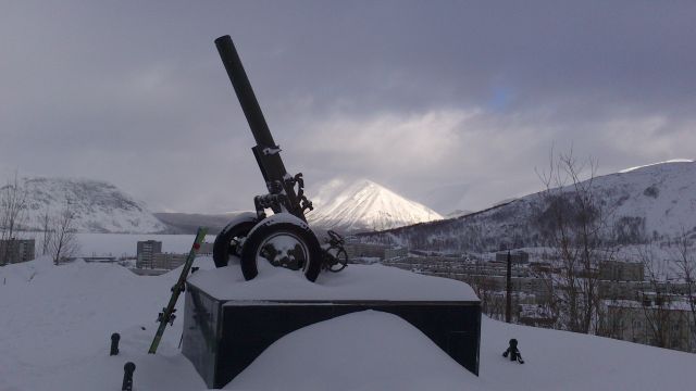 По лавинам-пли.