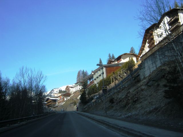 384.JPG