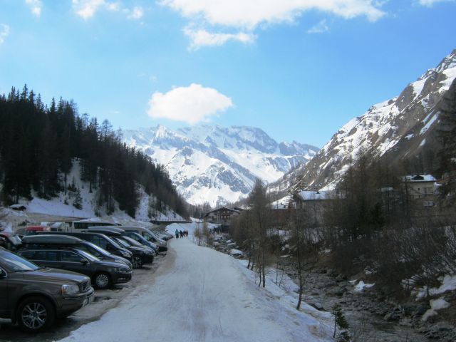 565.JPG