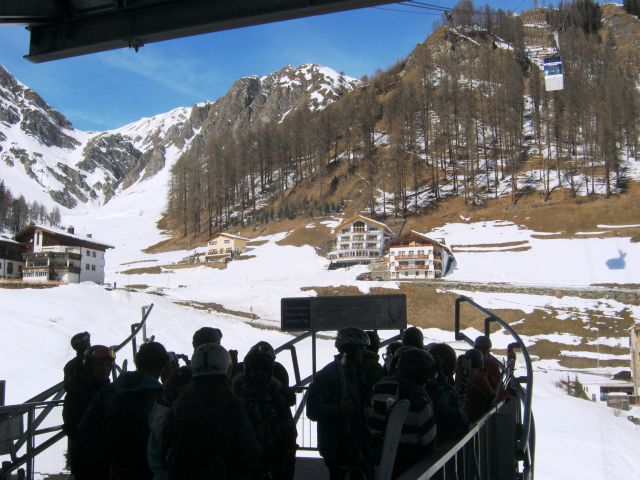 183.JPG