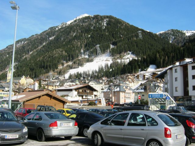 223.JPG