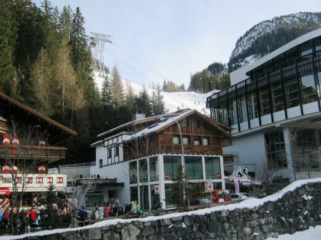 239.JPG