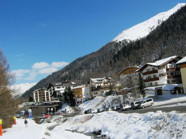 355.JPG