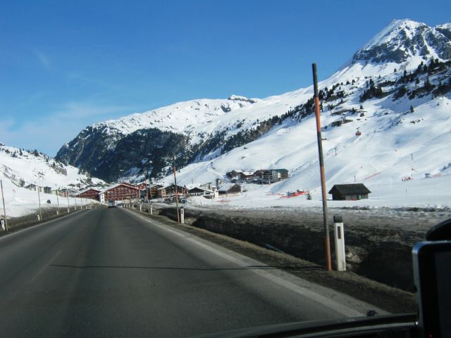 389.JPG