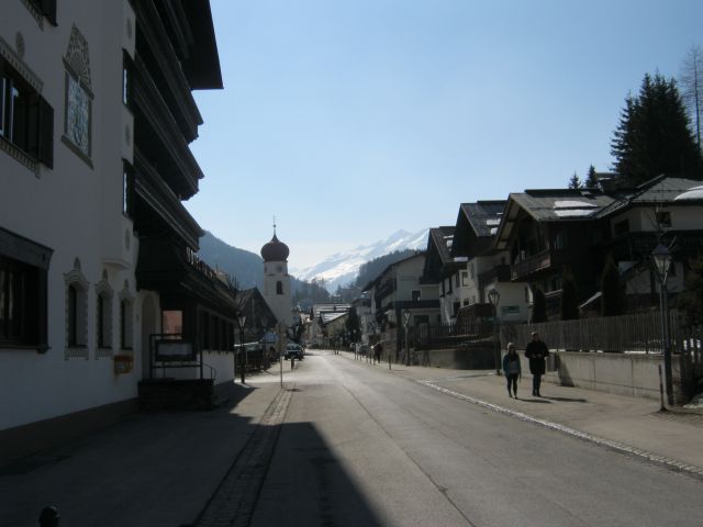 676.JPG