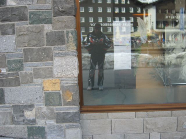 536.JPG