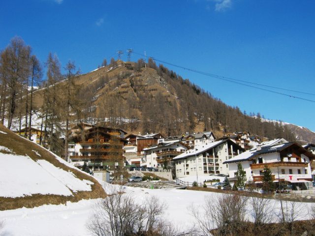 356.JPG