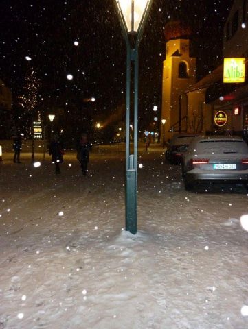 069 город вечером.JPG