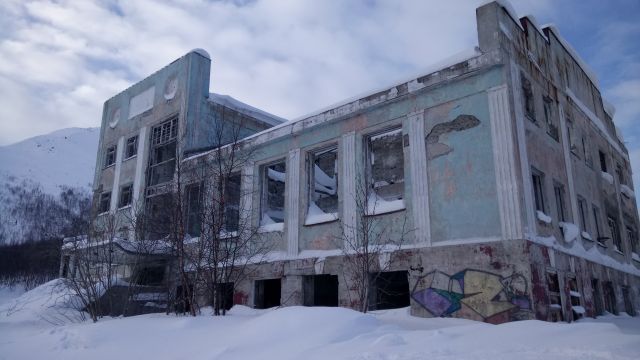 Кировск.25-ый.Кукисвумчорр-руины.