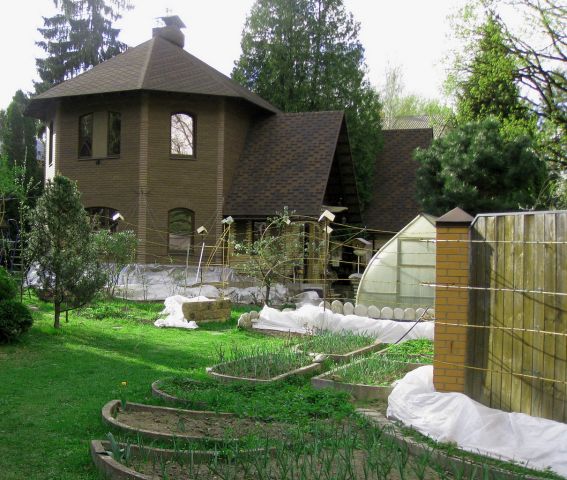 апр 25