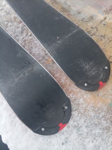 Лыжи горные Россигнол 163