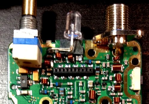 5677c98e5795b_BaoFengUV5Rcircuitboarda.j