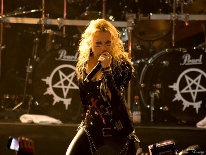 5a3f9f56e92ba_1024fullangelagossow.jpg