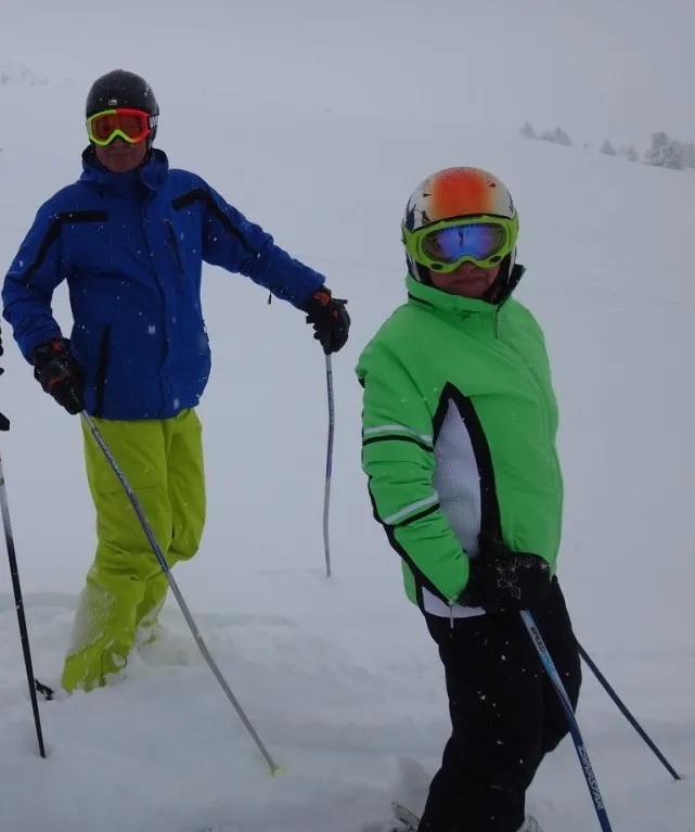 6729ee2f07560_jacket.jpg