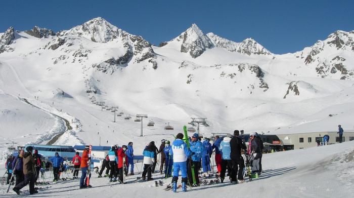 58a43ad8380d7_6snow.jpg