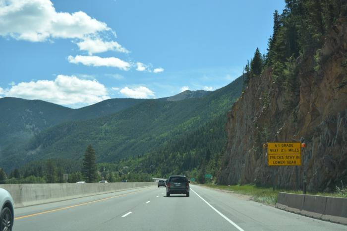 63b2f70dd12f8_i070_eb_exit_226_06.jpg