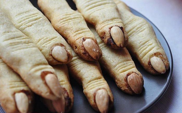 52721a8d2988f_HalloweenFood07.jpg