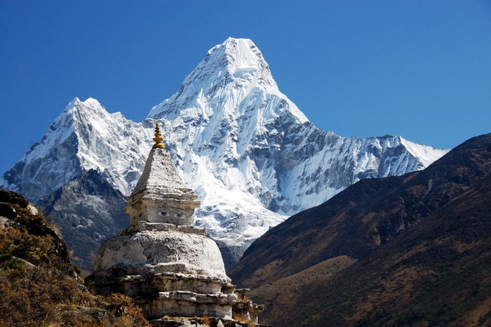 5a095fb4d53a7_ama_dablam.jpg