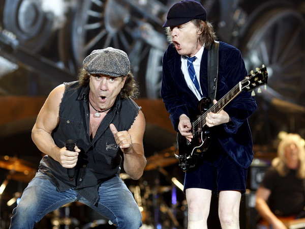 641595a137499_acdc3.jpg