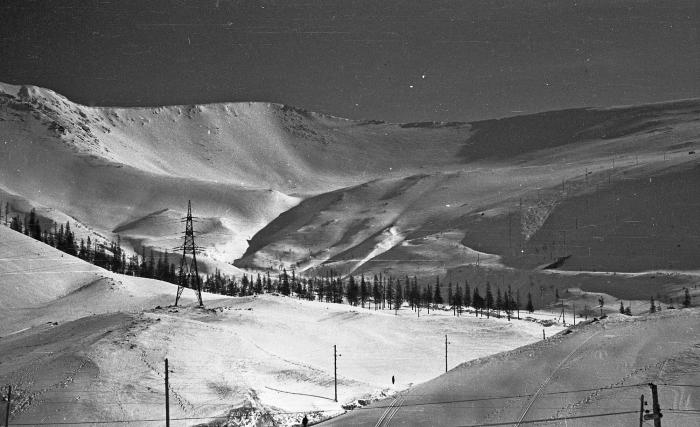 679d31c5052e4_123_1964__08.jpg