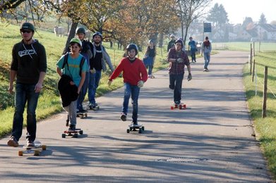 56823b86597e7_20111215longboard2.jpg