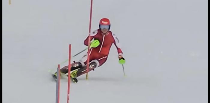 6735b4f49b8d1_slalom.jpg