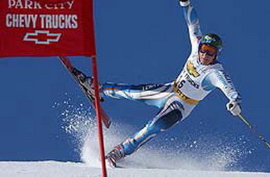 581860cc97ccc_UotilaP22C03gsS.jpg