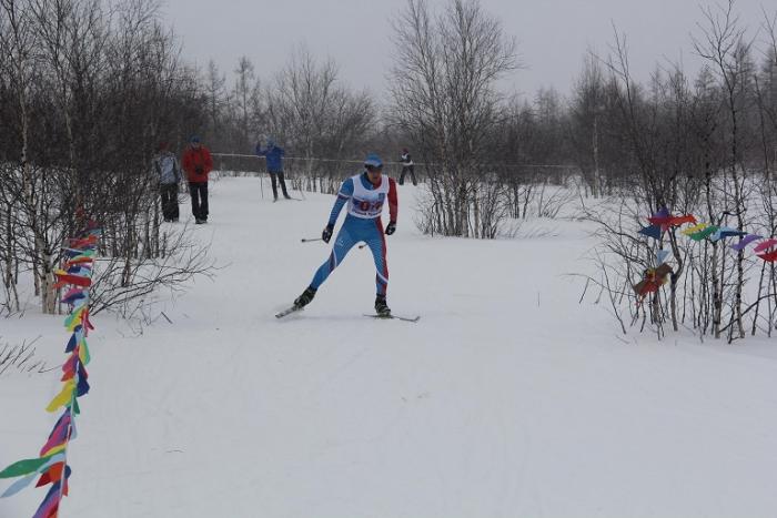 550685aa194ee_ski2.jpg