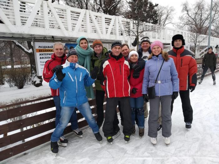 5c0d8a5c42e2c_skate3.jpg