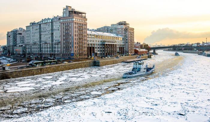 56969c836d311_moscowriver.jpg