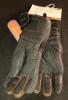 Leki Legend S Glove Size Med_back.JPG