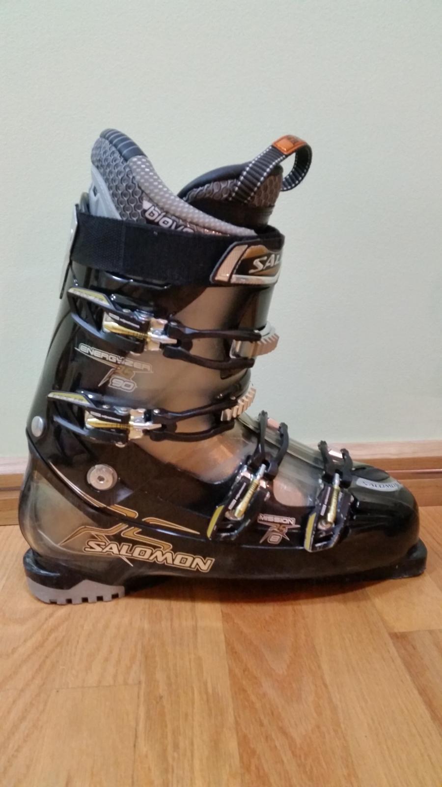 salomon mission 8